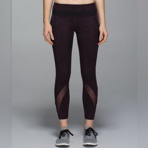 A22 Lululemon Inspire Tight II Legging Sz 6 Black Cherry Zipper Side Zip Pockets